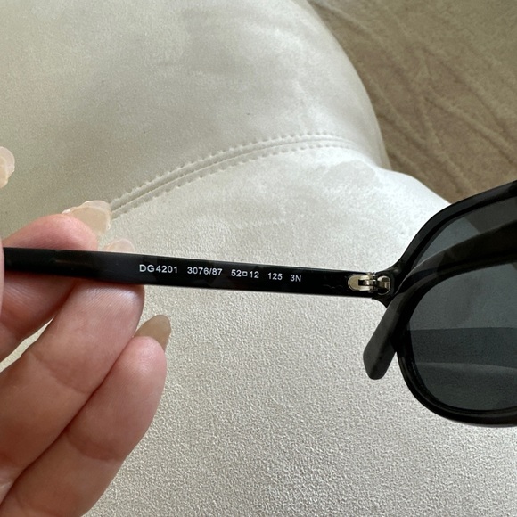 COPY - Boys Dolce & Gabbana Model DG4201 Size 52 12 125 Aviator Pilot Shape Gra… - Picture 3 of 14